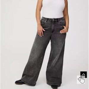 Torrid Size 24T High-Rise Baggy Wide-Leg Jean